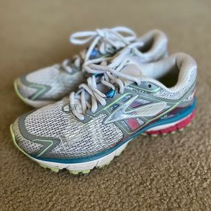 Women’s Brooks Ravenna Running shoes